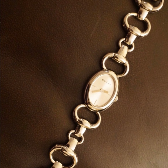 Gucci watch - Picture 7 of 8